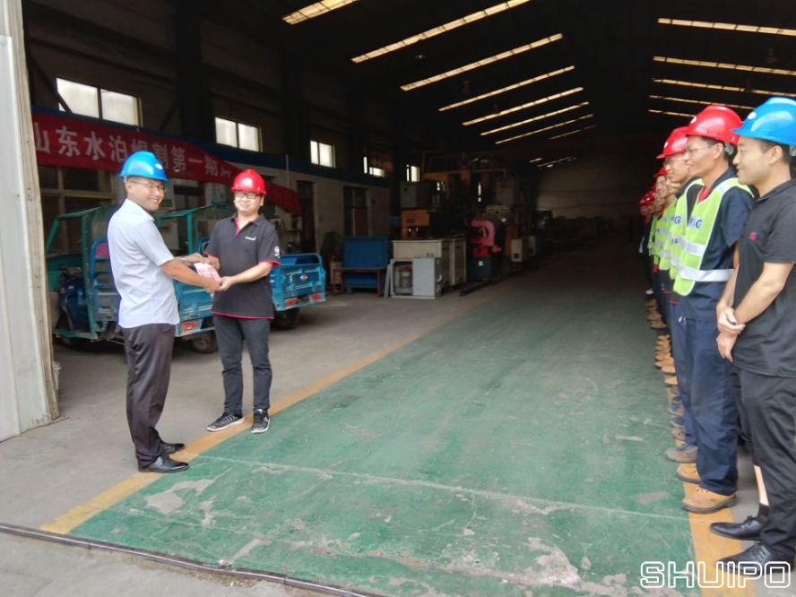 后服務部孫長磊，在ABB機器人培訓考試中榮獲第一名